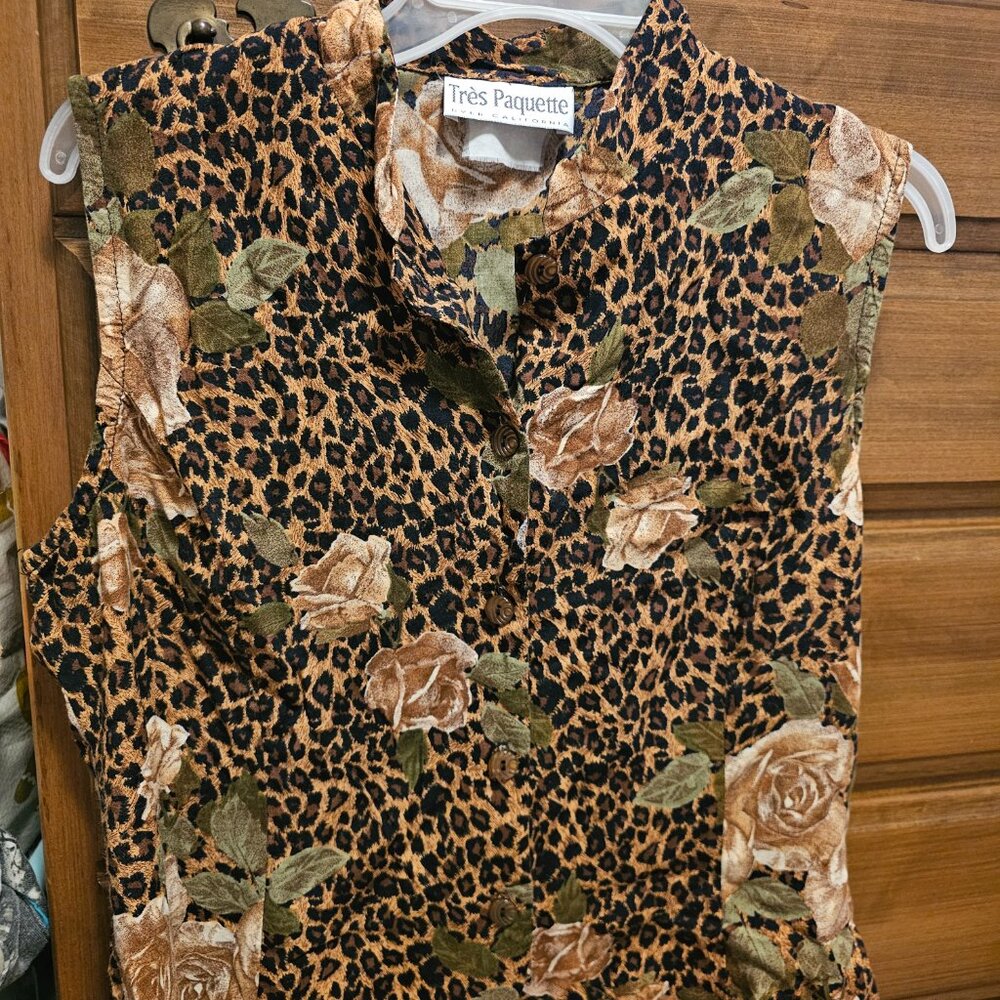 vintage 90s sleeveless vest
